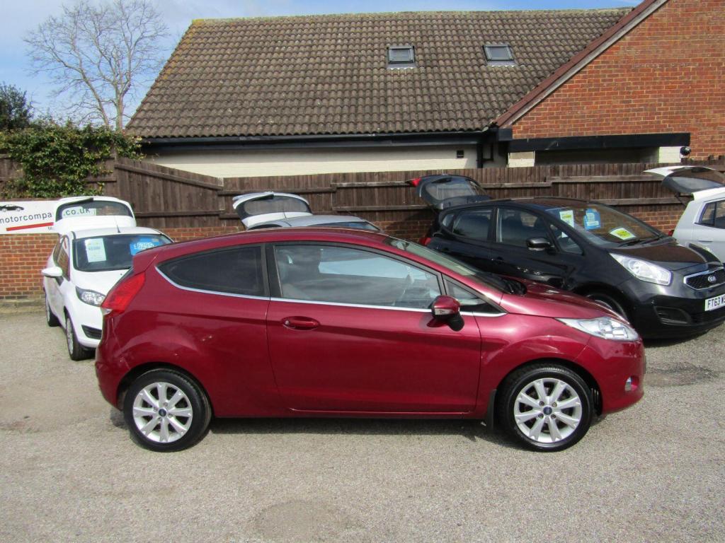 View FORD FIESTA 1.3 Zetec 