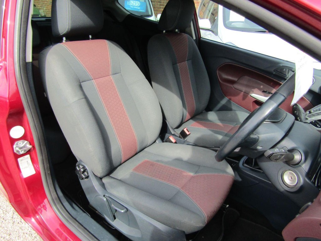 FORD FIESTA