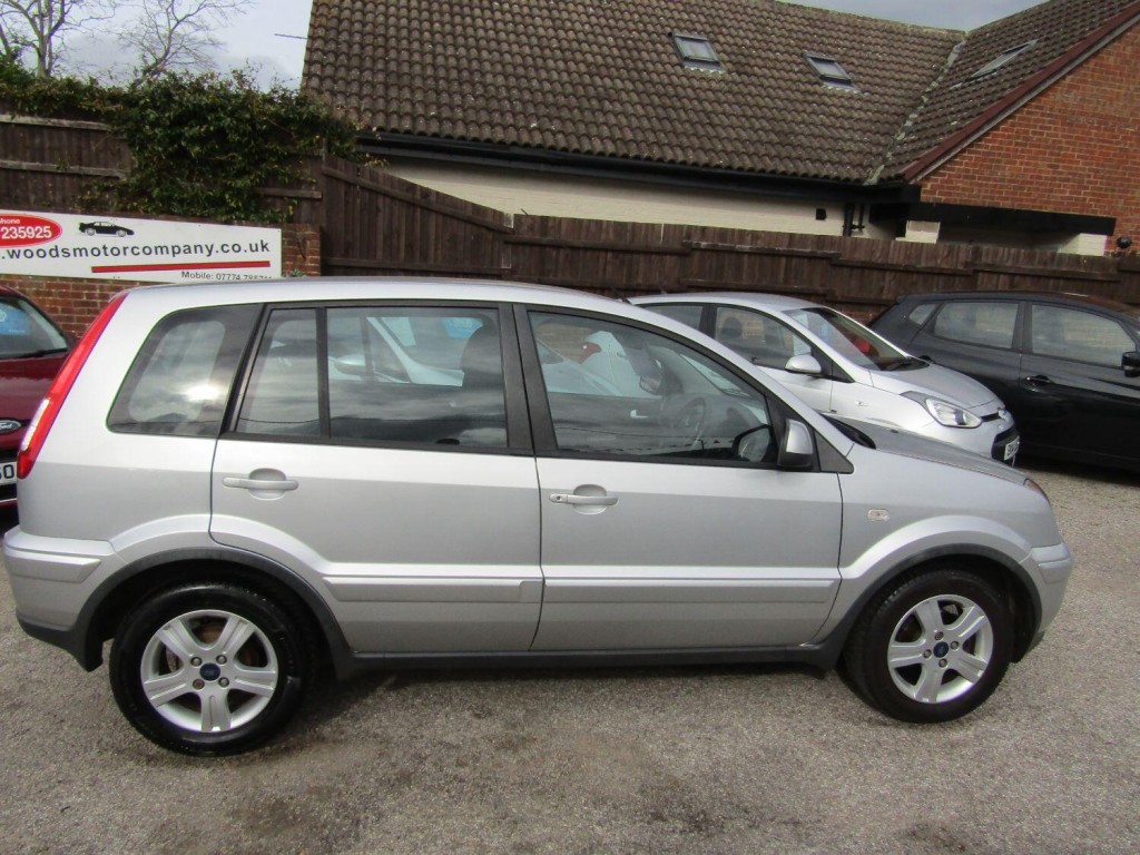 FORD FUSION