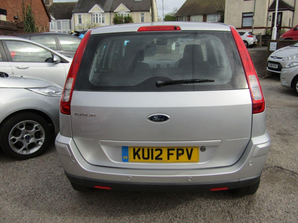 FORD FUSION