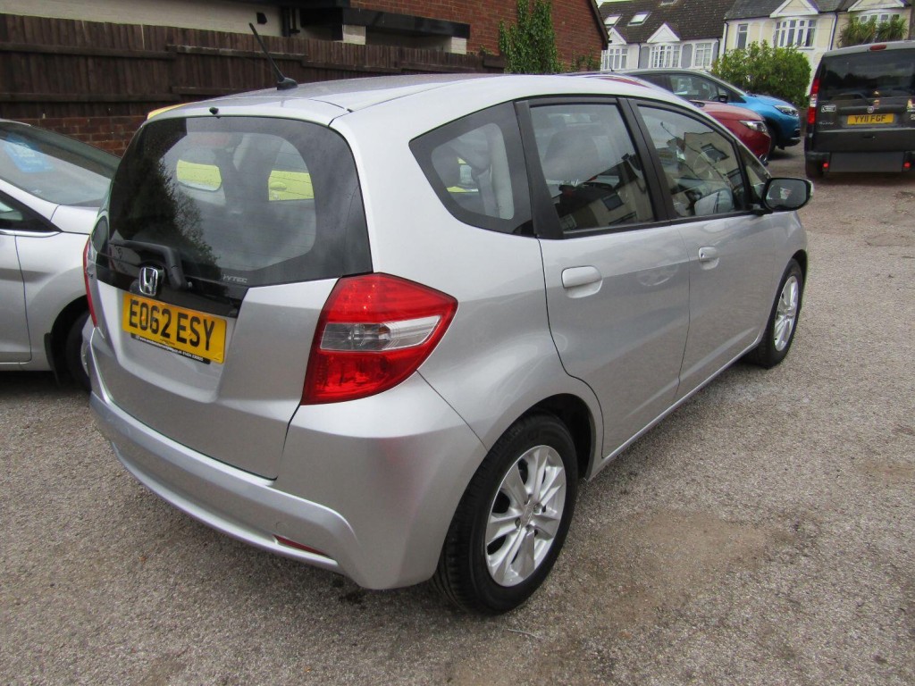 View HONDA JAZZ 1.3 i-VTEC ES  One Former Keeper, Only 43,000 miles, FSH (10 Honda Stamps)