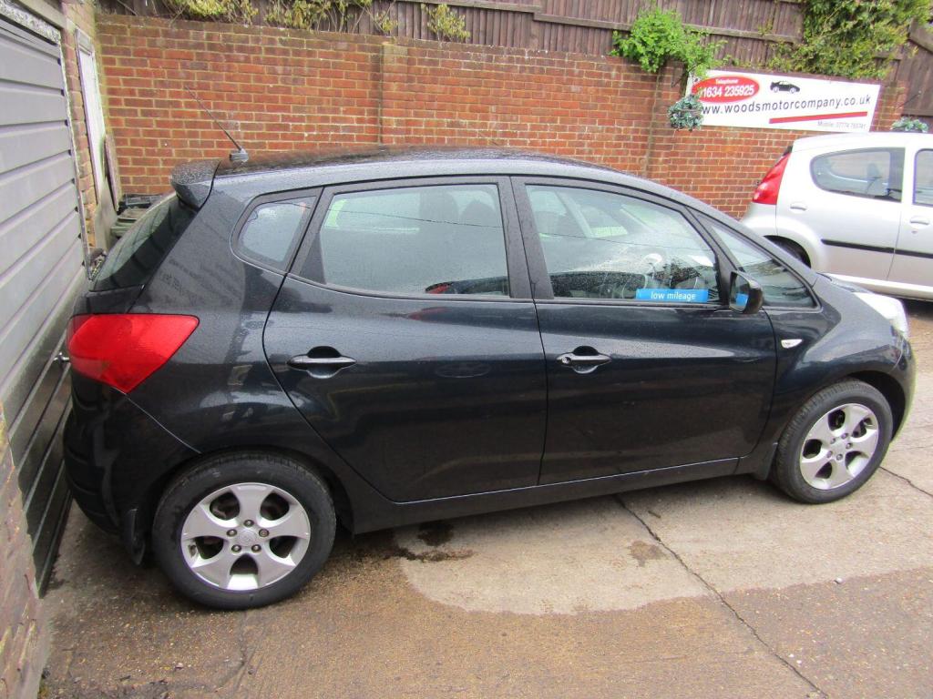 View KIA VENGA 1.6 2