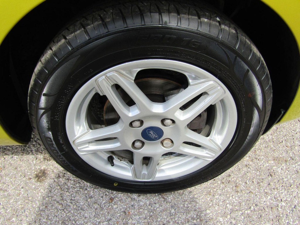 FORD FIESTA