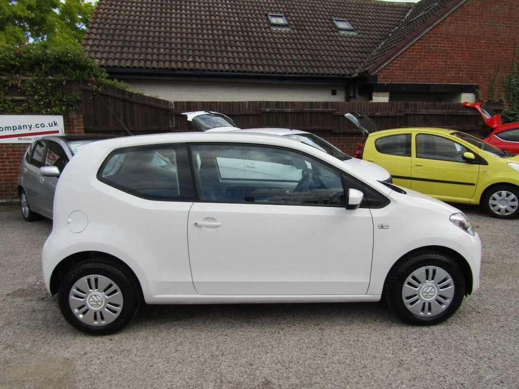 VOLKSWAGEN UP