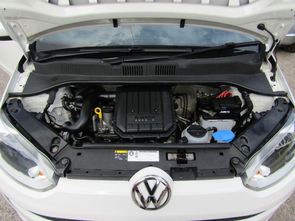 VOLKSWAGEN UP