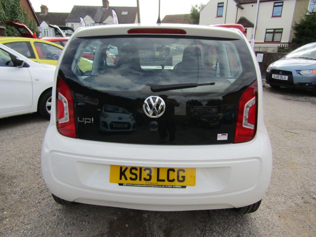 VOLKSWAGEN UP