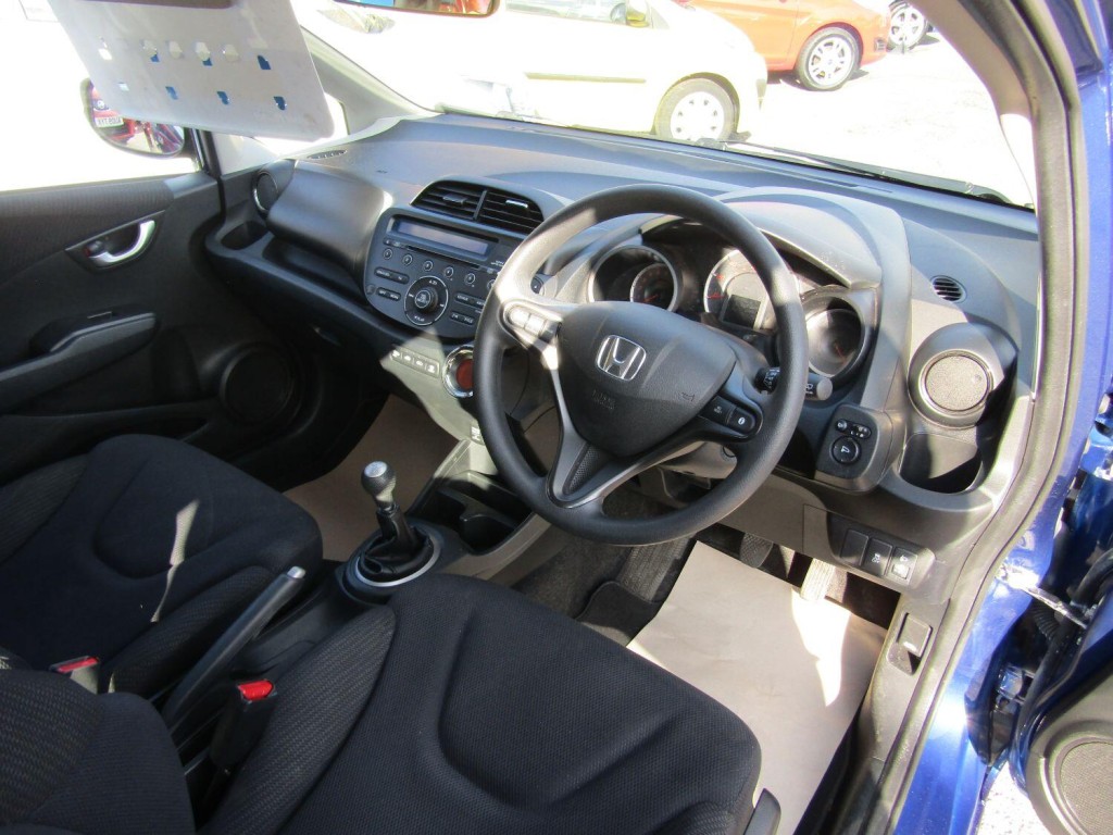 HONDA JAZZ