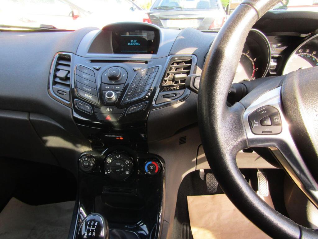 FORD FIESTA