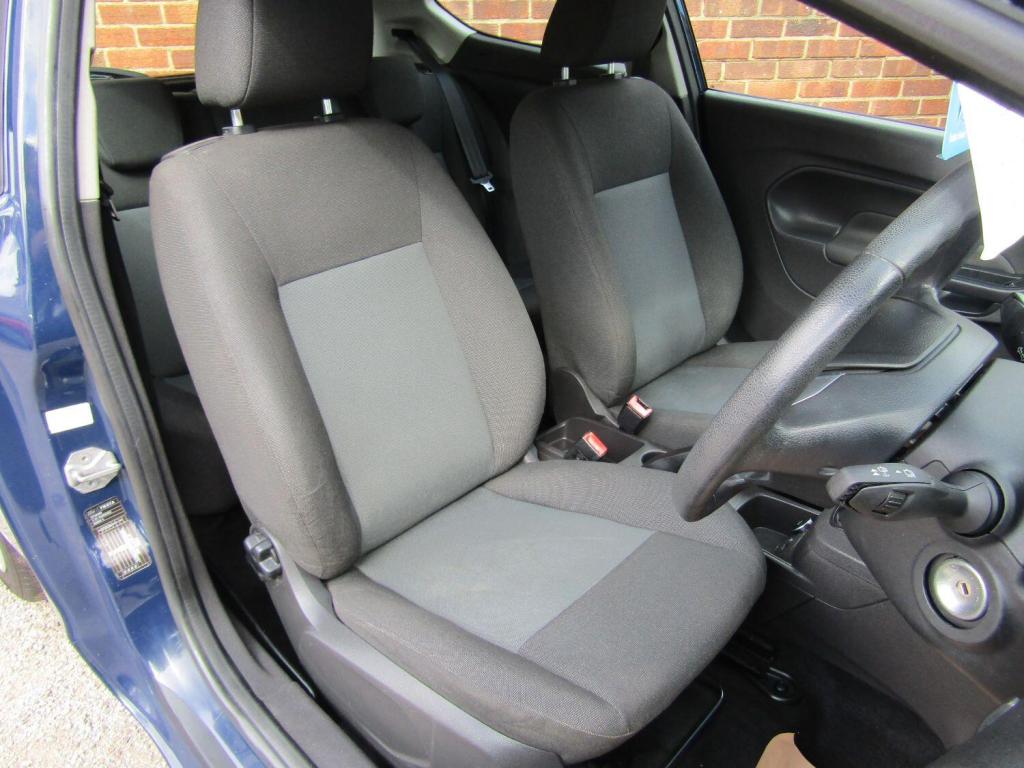 FORD FIESTA