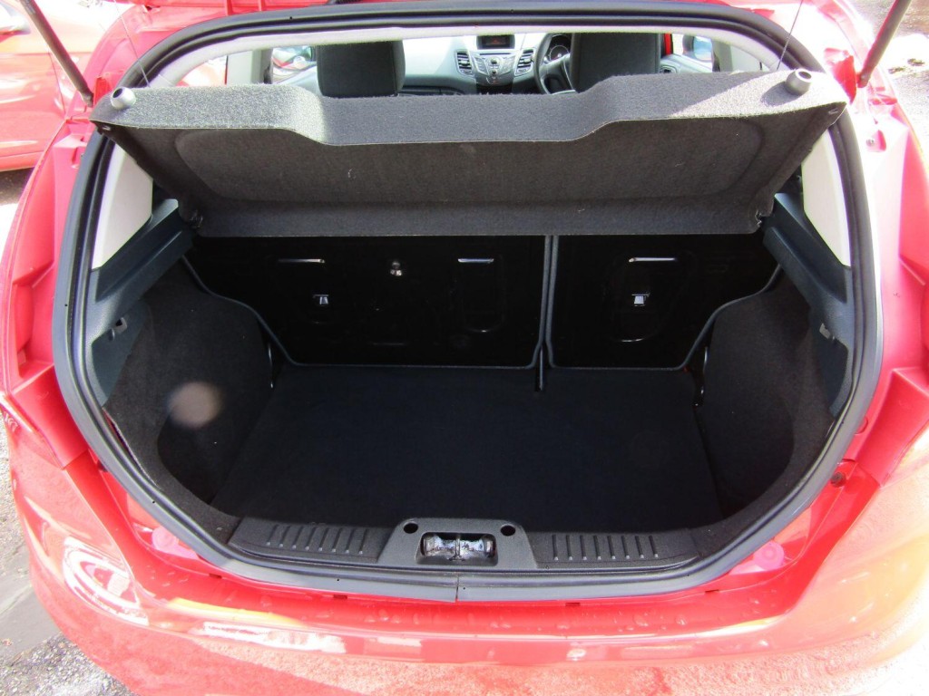 FORD FIESTA