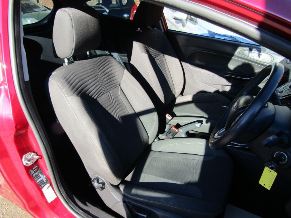 FORD FIESTA