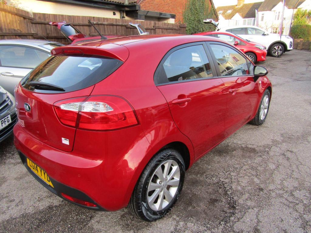 View KIA RIO 1.3 VR7  One Former Keeper