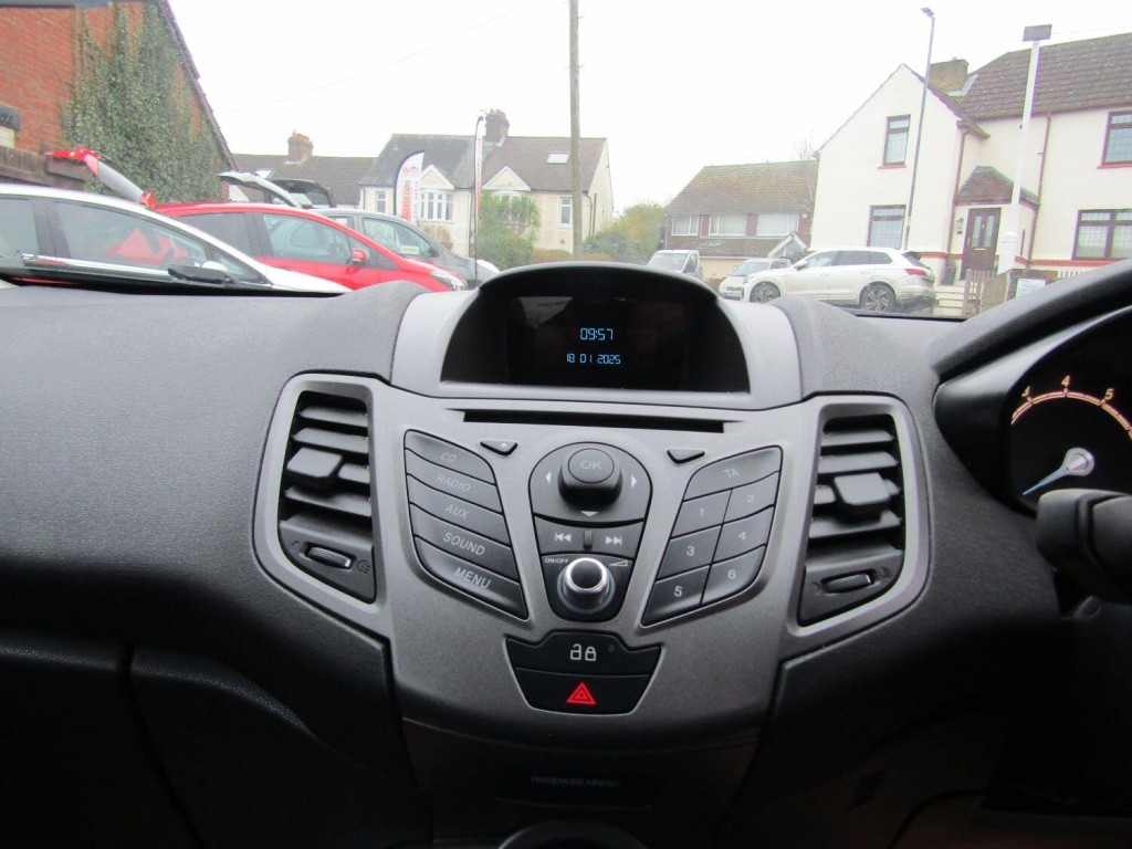 FORD FIESTA