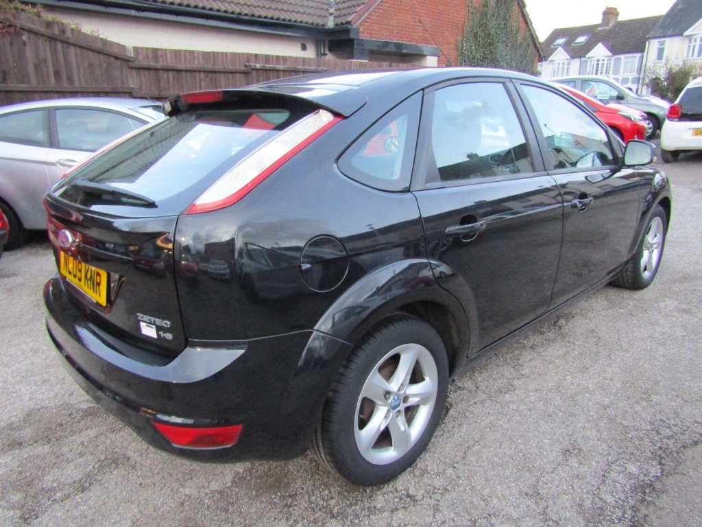 FORD FOCUS