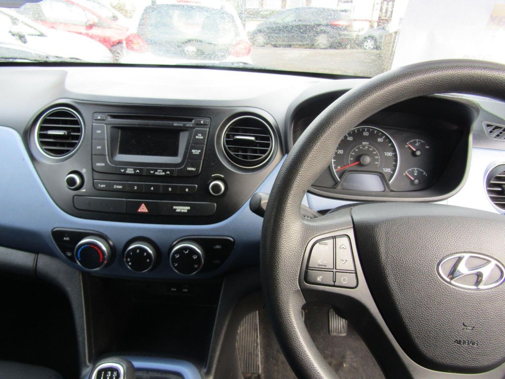 HYUNDAI I10
