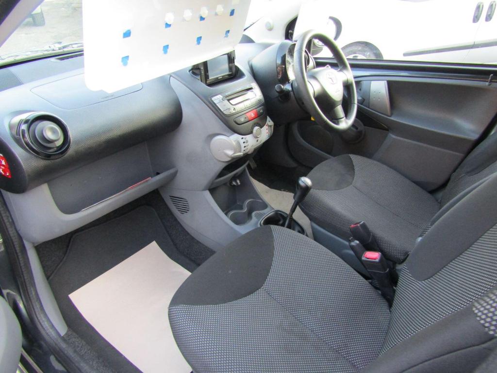 TOYOTA AYGO