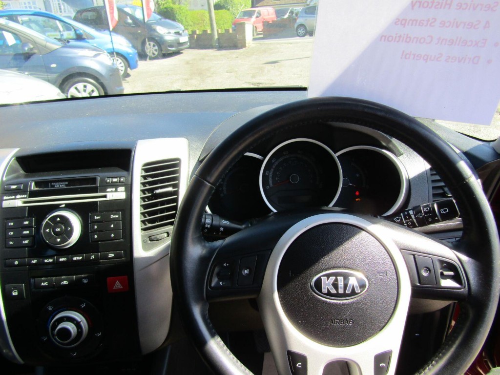 KIA VENGA