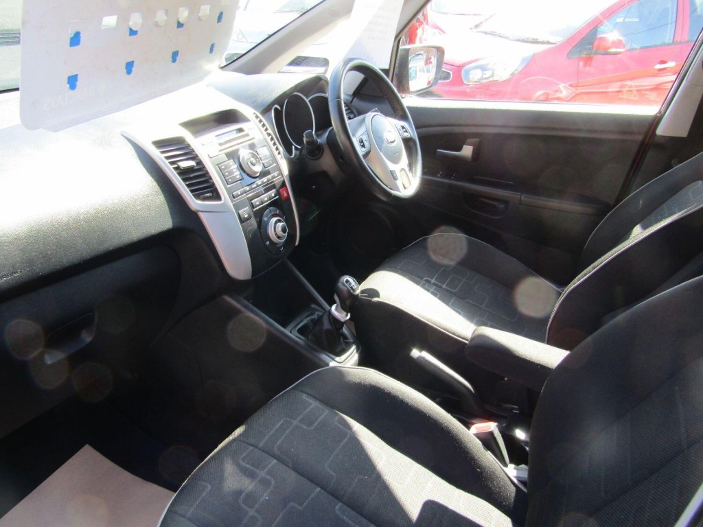 KIA VENGA