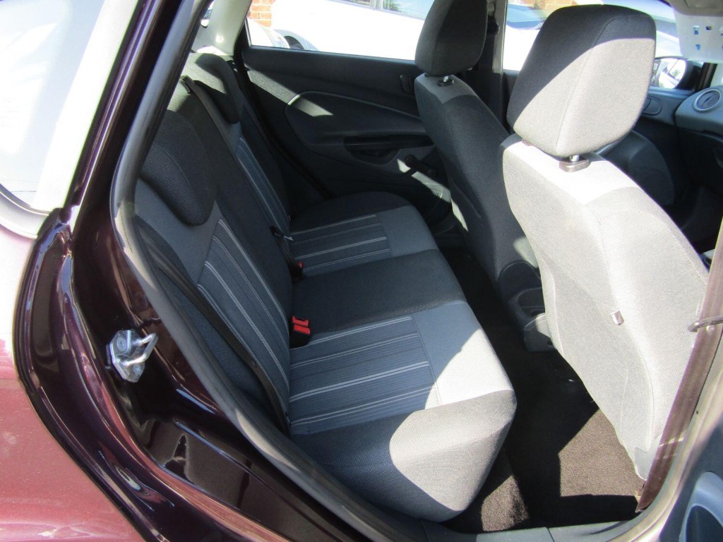 FORD FIESTA