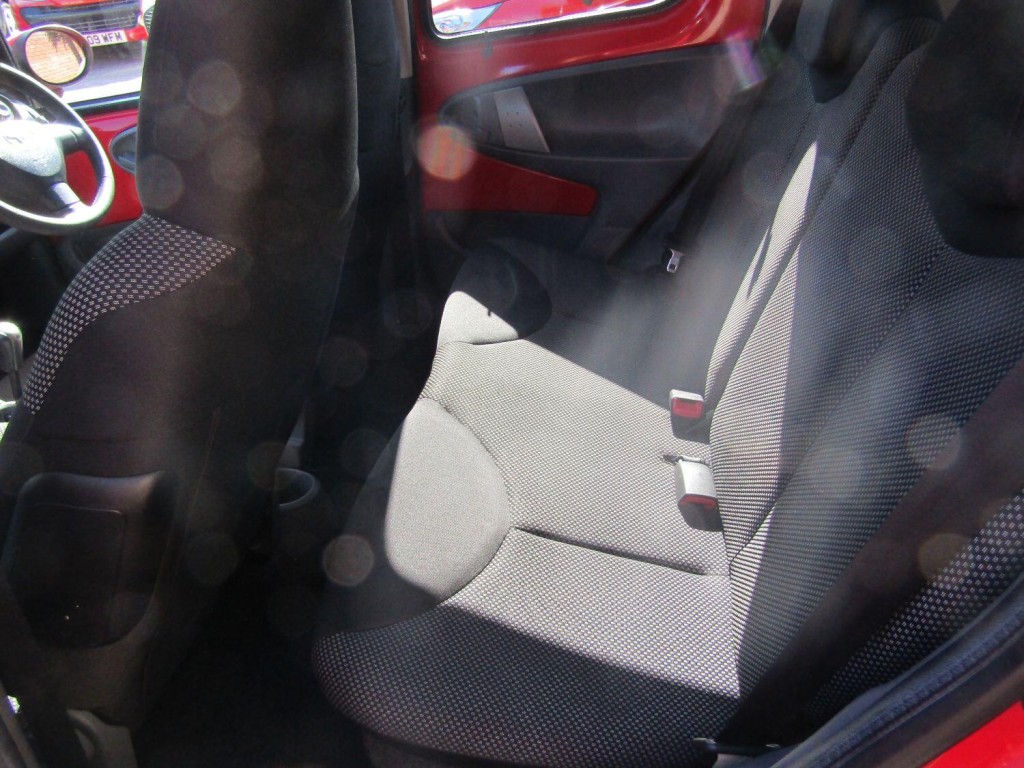 TOYOTA AYGO