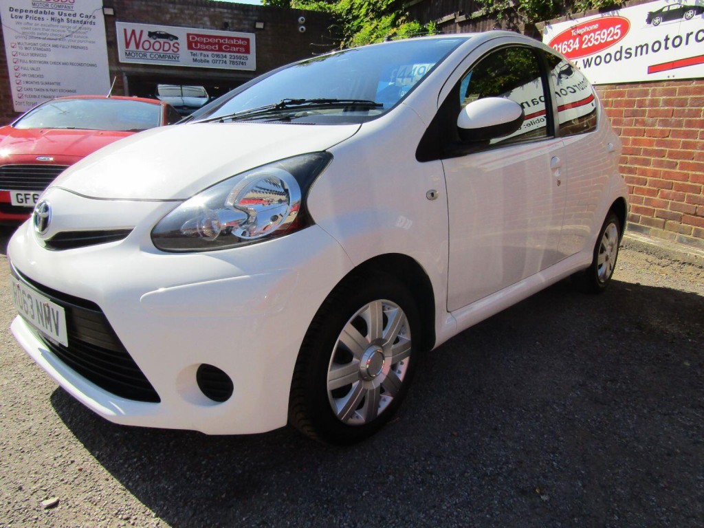 TOYOTA AYGO