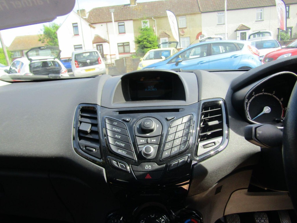 FORD FIESTA