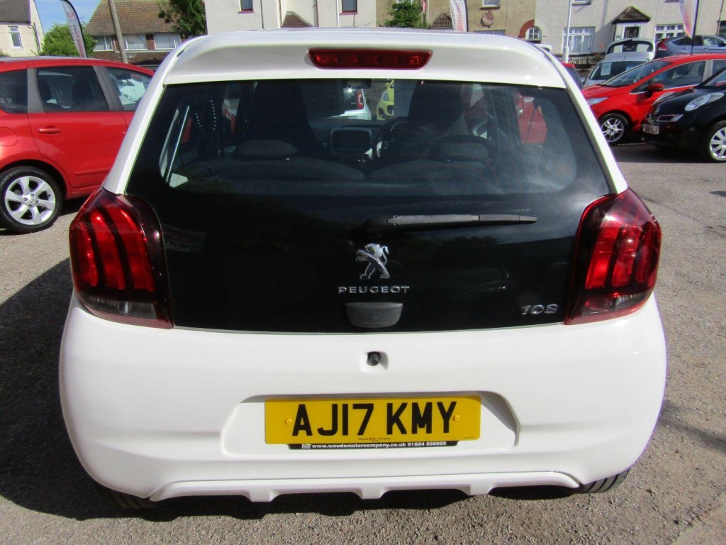 PEUGEOT 108
