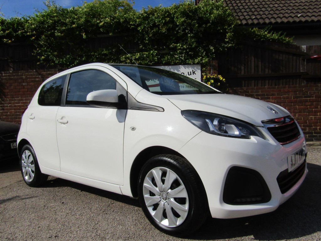 PEUGEOT 108