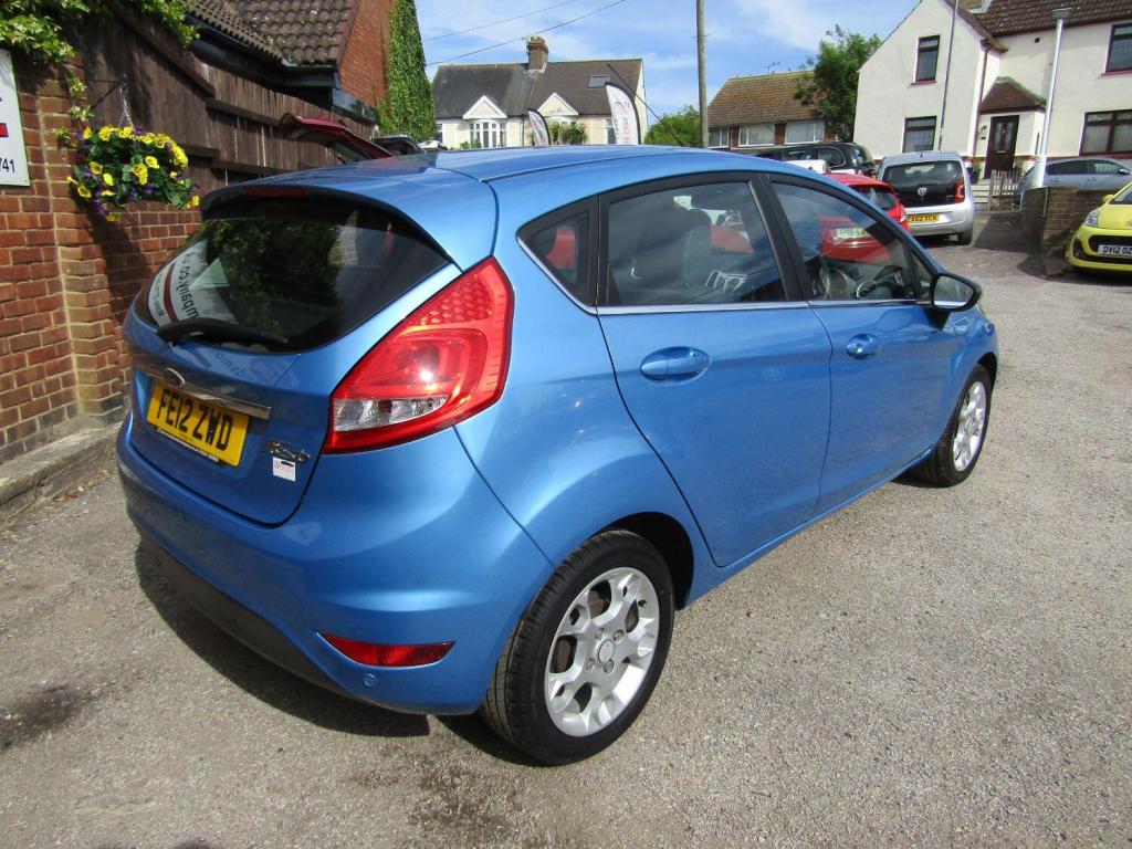 View FORD FIESTA 1.25 Zetec  2 Former Keepers, Only 40,000 miles, Service History, Lovely Low Mileage!