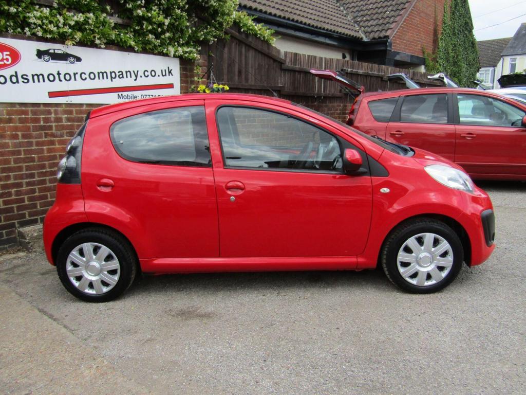 View CITROEN C1 1.0 i VTR+   One Former Keeper, Only 29,000 mls, FSH,  6 Service Stamps, Only £20  Tax!