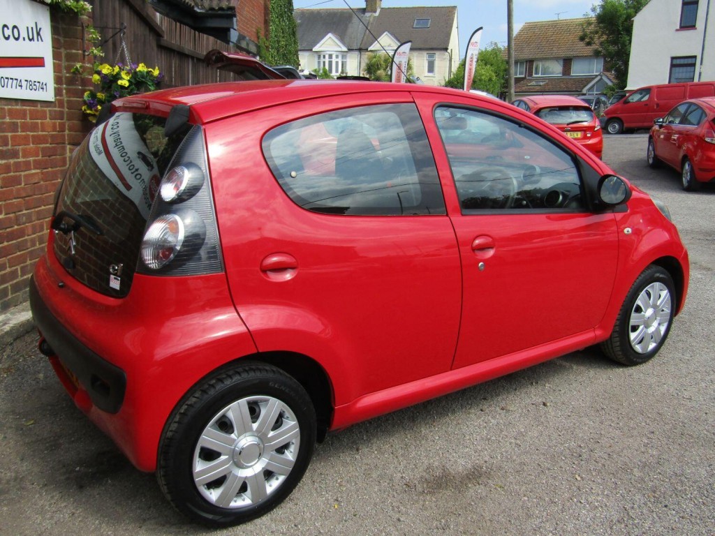View CITROEN C1 1.0 i VTR+   One Former Keeper, Only 29,000 mls, FSH,  6 Service Stamps, Only £20  Tax!