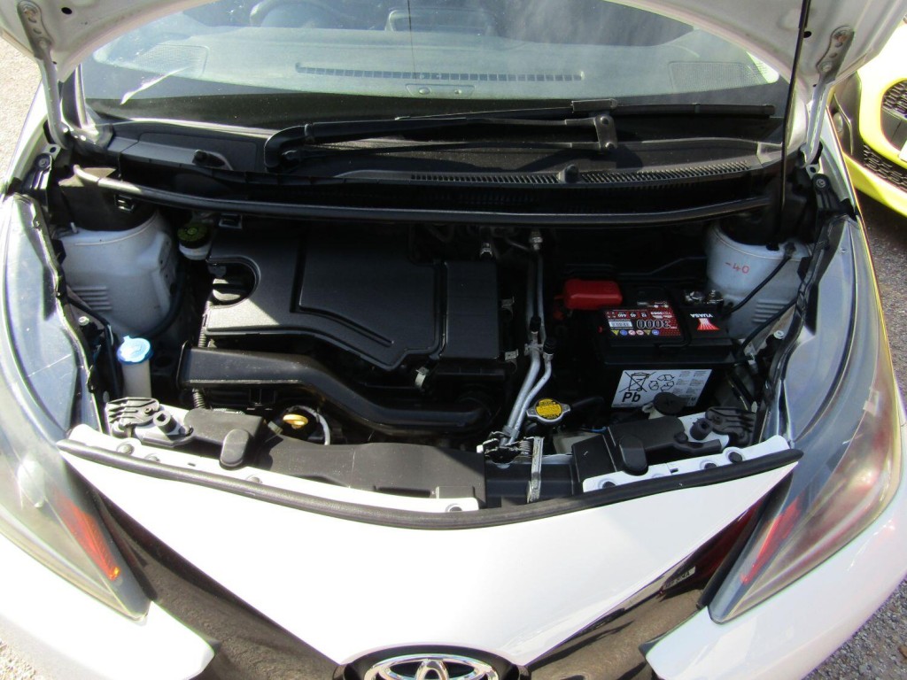 TOYOTA AYGO