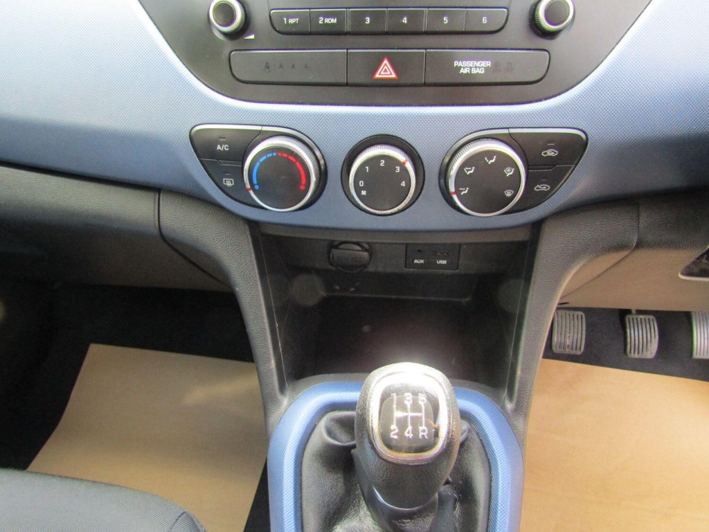 HYUNDAI I10