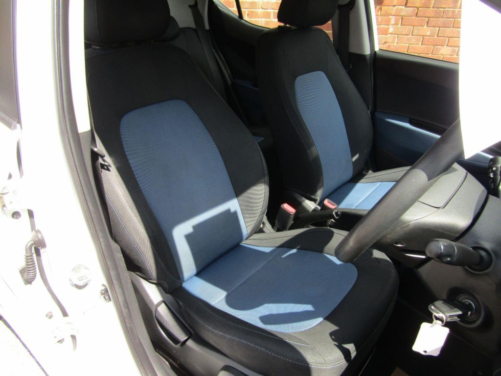 HYUNDAI I10