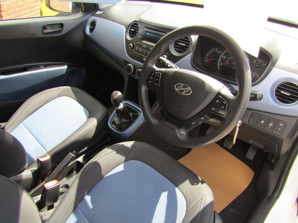 HYUNDAI I10