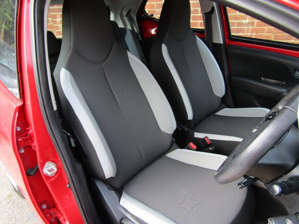 TOYOTA AYGO