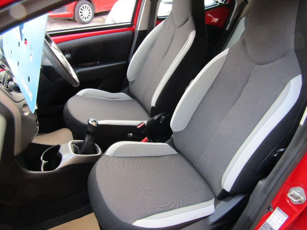 TOYOTA AYGO