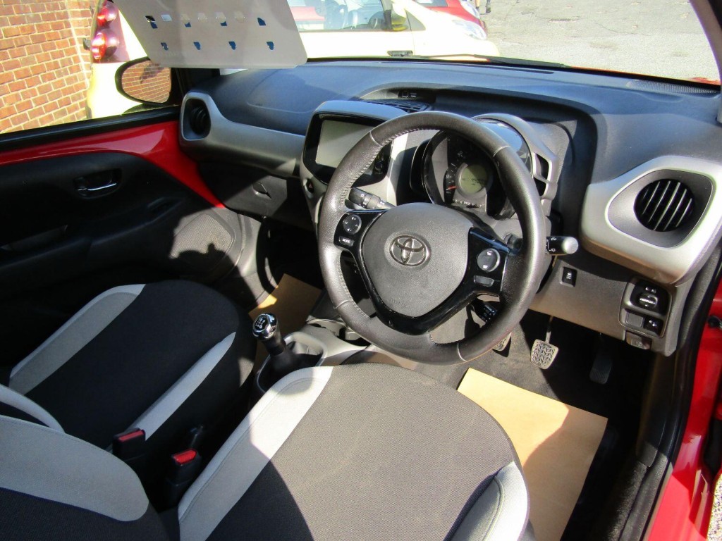 TOYOTA AYGO