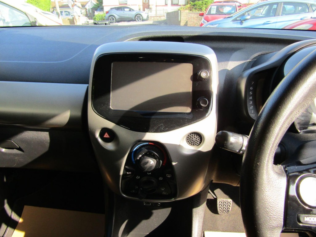TOYOTA AYGO
