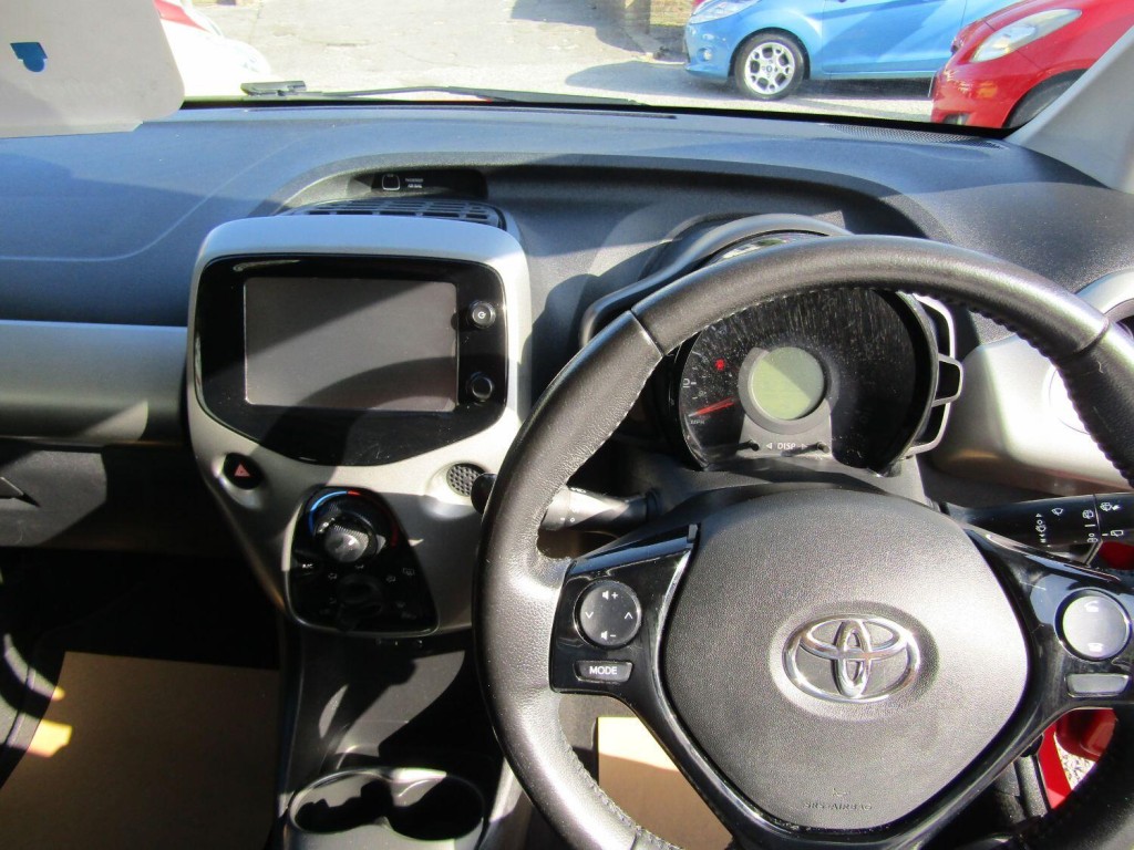 TOYOTA AYGO