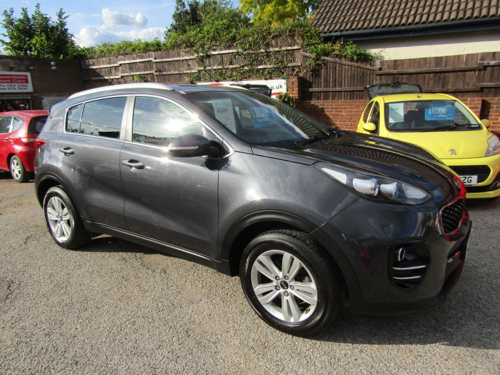 View KIA SPORTAGE 1.6 GDi 2  One Former Keeper, Only 51,000 Genuine Miles,FSH, 6 Kia Services,