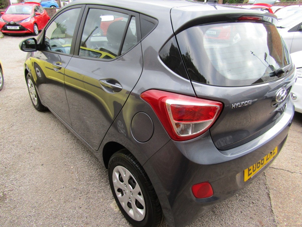 HYUNDAI I10