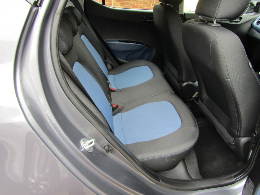 HYUNDAI I10