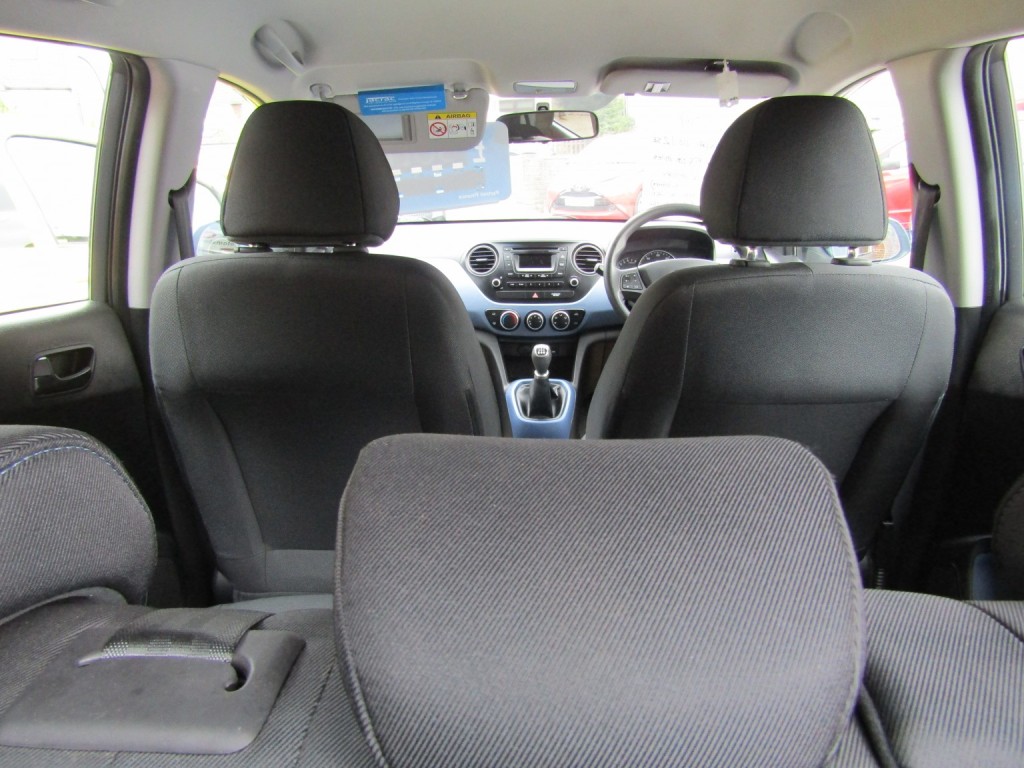 HYUNDAI I10