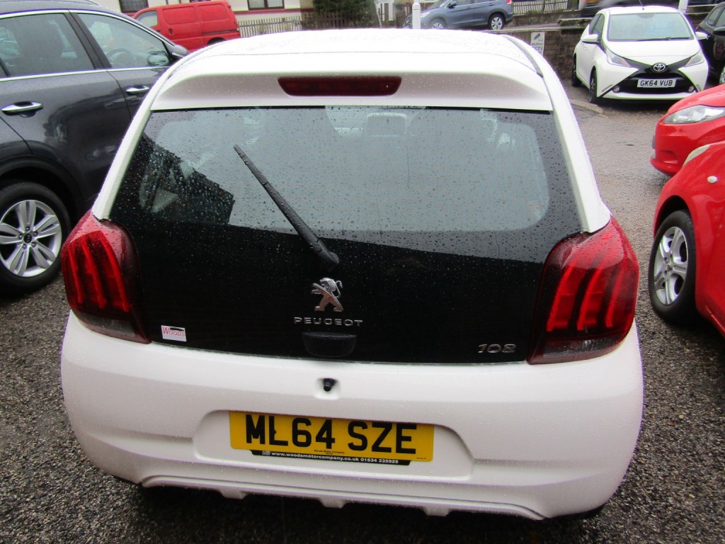PEUGEOT 108