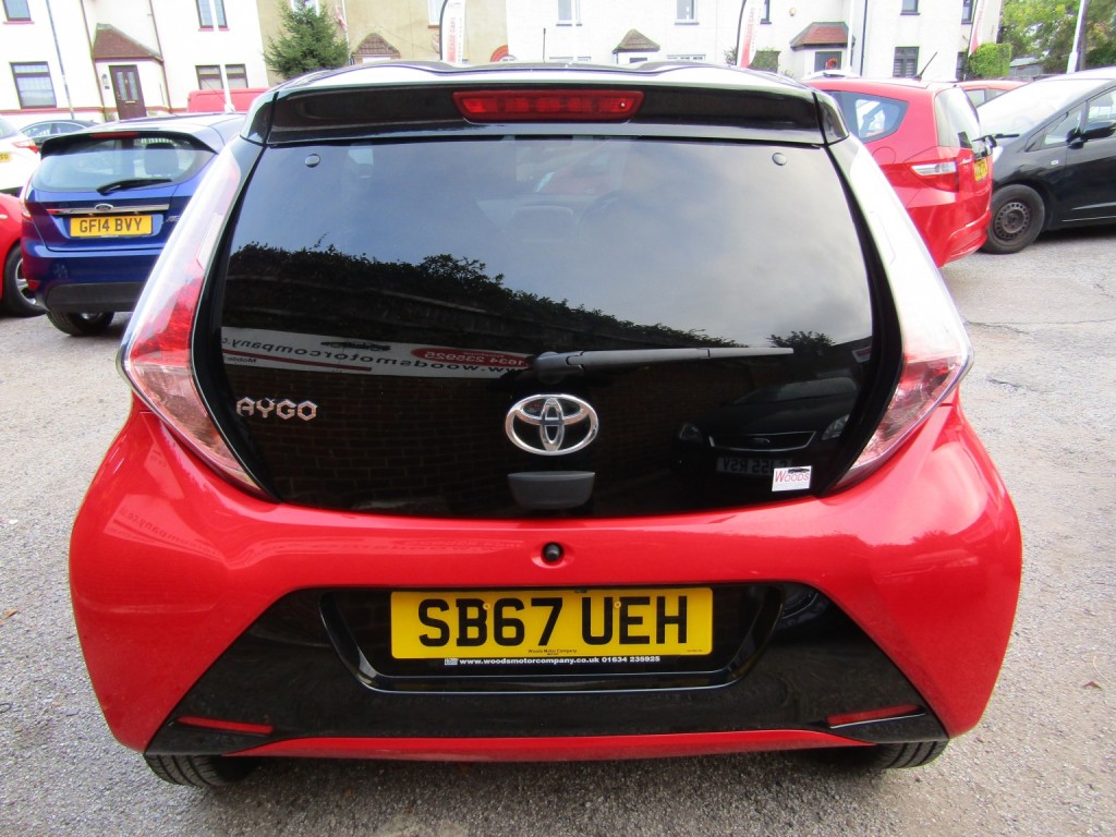 TOYOTA AYGO