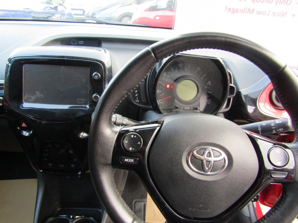 TOYOTA AYGO