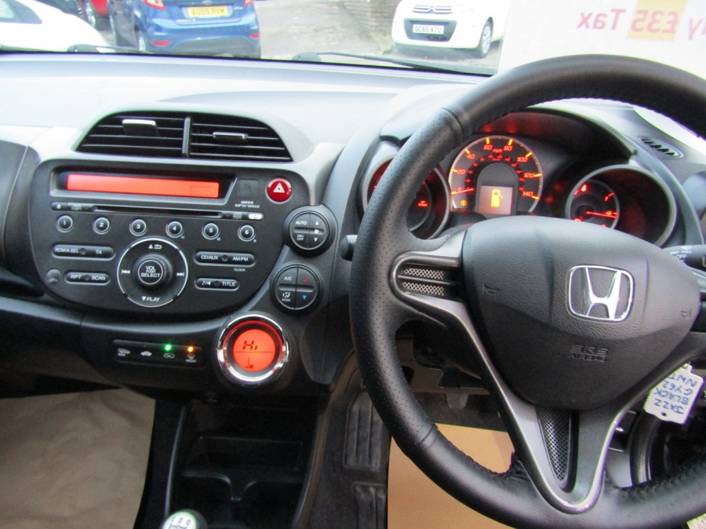 HONDA JAZZ