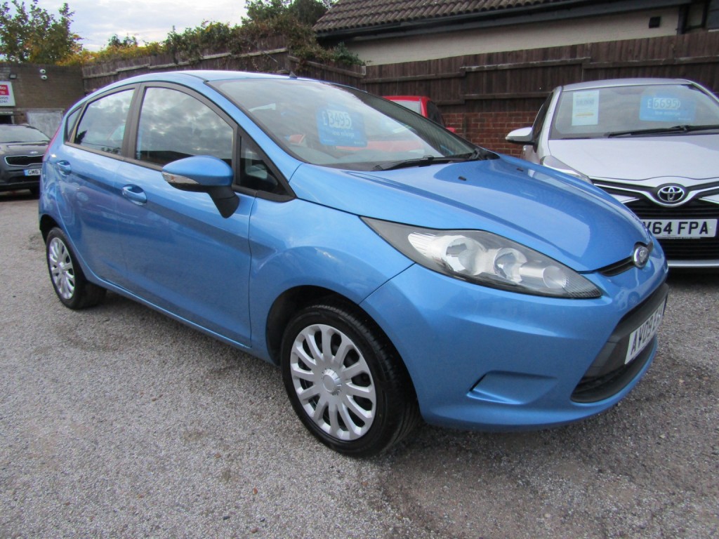 View FORD FIESTA 1.25 Style  2 Former Keepers, Only 77,000 miles, 9 Service Stamps.