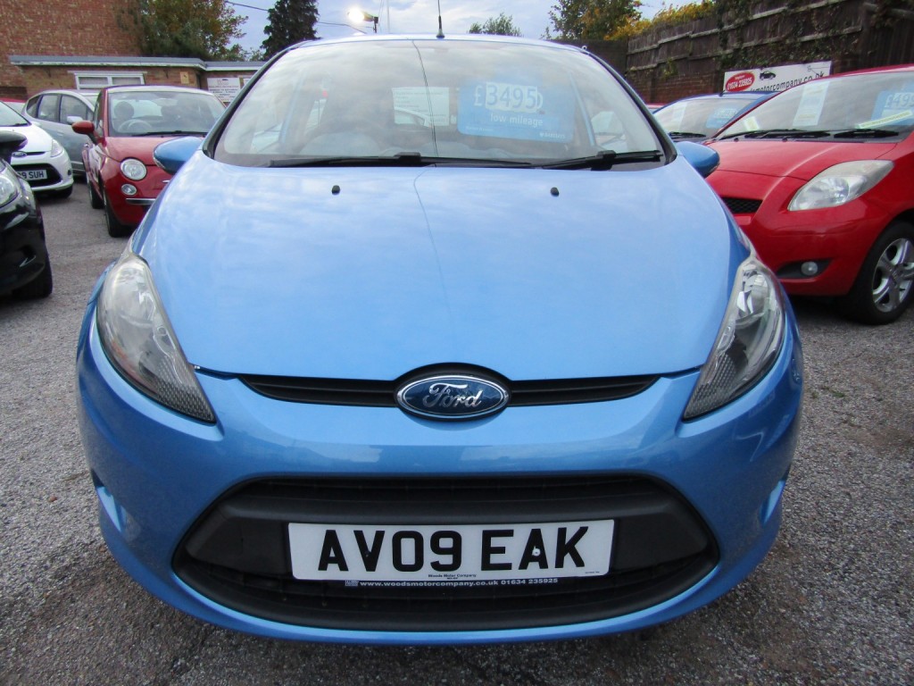 View FORD FIESTA 1.25 Style  2 Former Keepers, Only 77,000 miles, 9 Service Stamps.